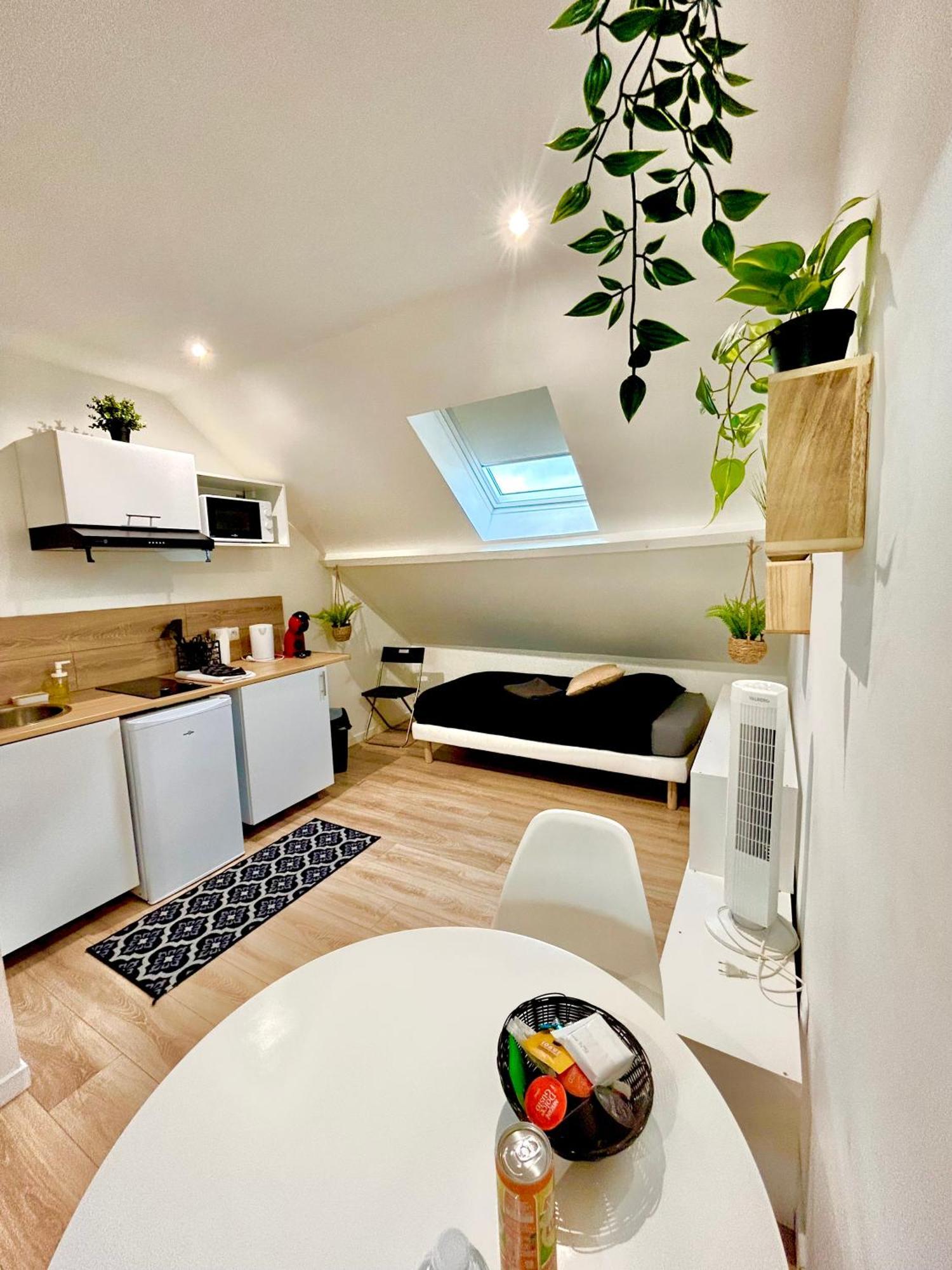 Malaka Home Anzin Esterno foto
